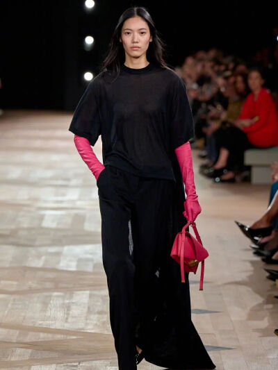 Balenciaga 2026夏季系列