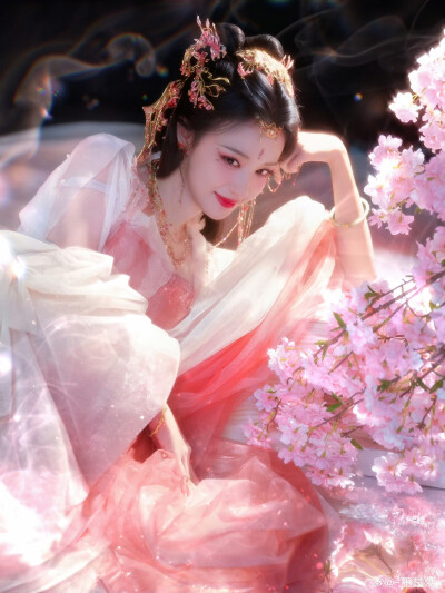 《成何体统》——庾晚音