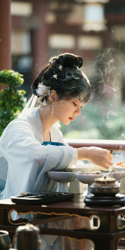 胡意旋《成何体统》谢永儿