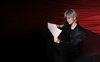 任嘉伦第四张专辑《单枪匹马》