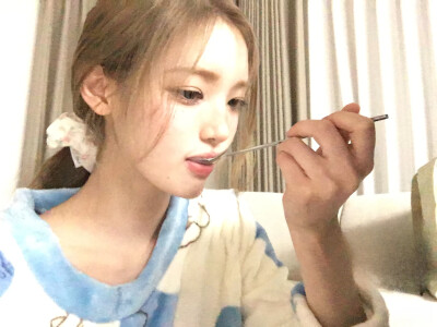 hearts2hearts yuha柳河岚