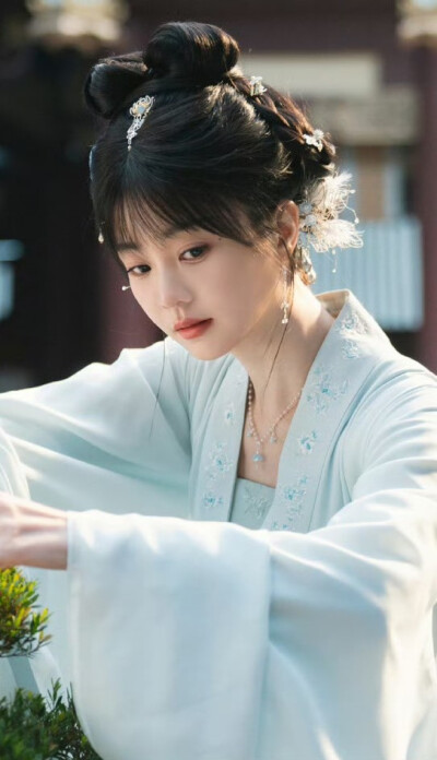 胡意旋《成何体统》谢永儿