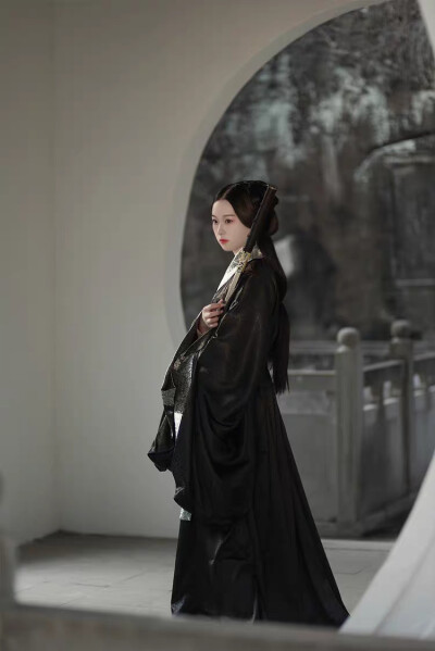 佛伦汉服战国袍复原曲裾