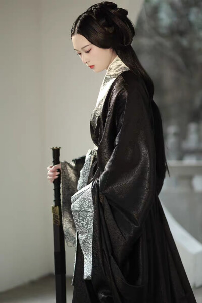 佛伦汉服战国袍复原曲裾