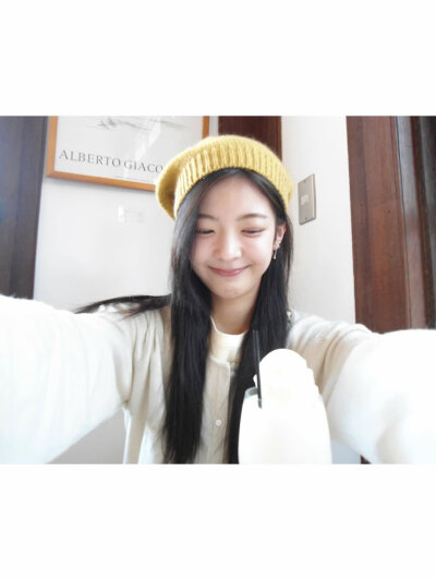 lia_loves___​​​