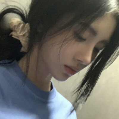 曾有十二只白鹭鸶飞过秋天的湖泊