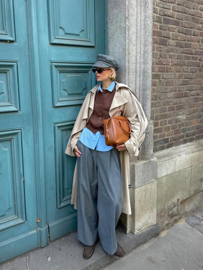 BY爱喝可乐的古娜小姐