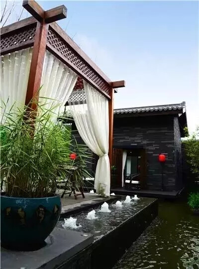 有个这样的亭子我就一直宅家里
庭院生活馆
2026年2月9日 09:02 福建 听全文
￼
在小说阅读器中沉浸阅读
