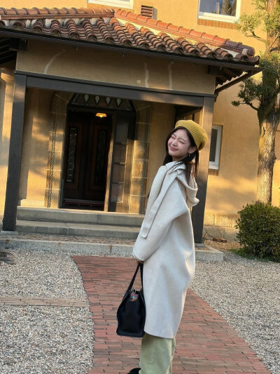 lia_loves___​​​