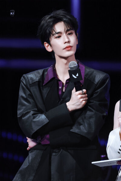 cr.PUPPY1230丨张凌赫