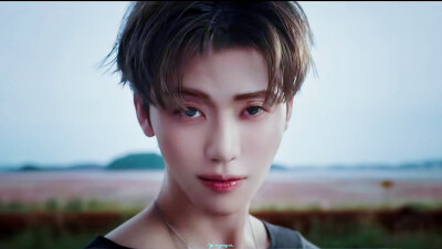 罗渽民橙光素材