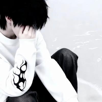 人都是会变的我再也不会盼着任何人待我如初