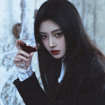 鞠婧祎