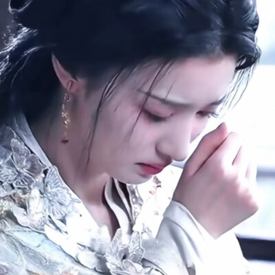 我不愿看见你流泪的眼睛