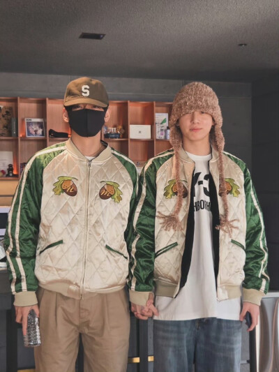 260129
郑号锡更新ins