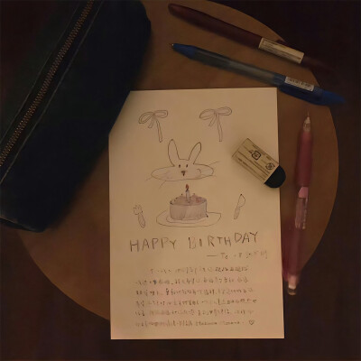 落日溺在云层里月光散落森林里 