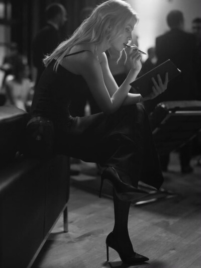 Stella Maynes Maxwell