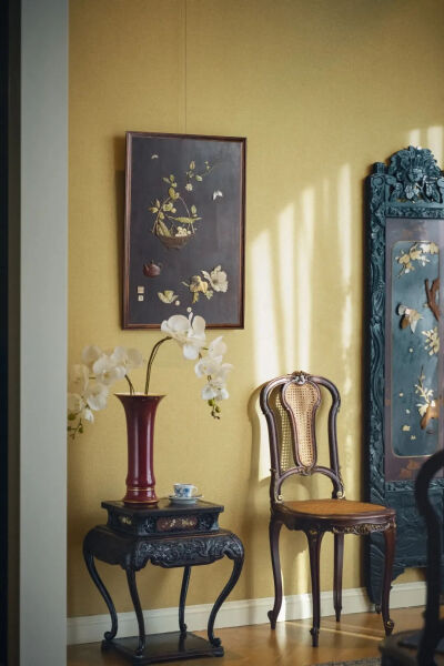 19世纪末日本明治时期出品篮果飞蝶主题芝山象嵌饰板