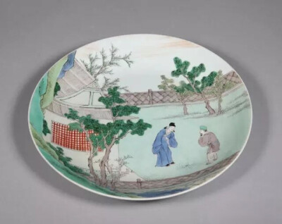 清康熙 五彩庭院人物纹盘
观复博物馆藏
