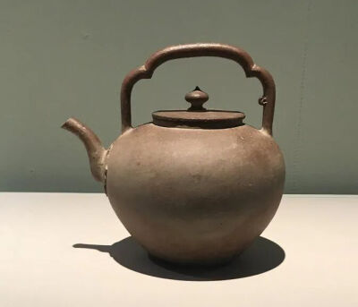 明嘉靖 吴经提梁壶
江苏省南京市明司礼太监吴经墓出土
南京市博物总馆藏
