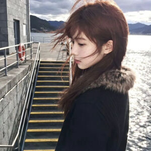 女头