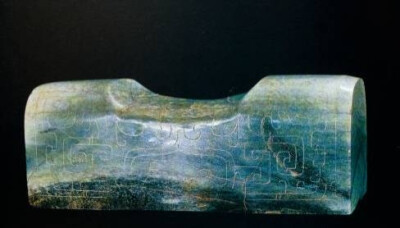 西汉 玉枕
中山靖王刘胜墓出土
