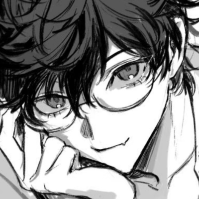  喂喂喂，你们别笑我啊，万一我上辈子真的是剑眉星目的意气风发少年郎，因为一次意外捡到武林秘籍，后面还意外被江湖第一剑修捡去当亲传大弟子修得天下第一剑术，后期因不忍看苍生受苦又习得医术，来无影去无踪的行…