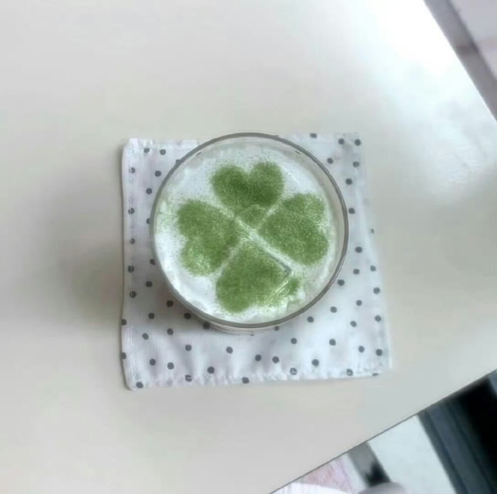 四叶草背景图 绿色系背景图