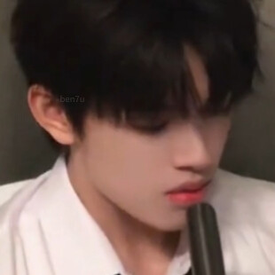 你们谁微信或支付宝有钱？ 我拿新年快乐和你换