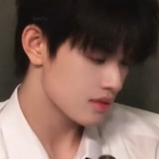 你们谁微信或支付宝有钱？ 我拿新年快乐和你换