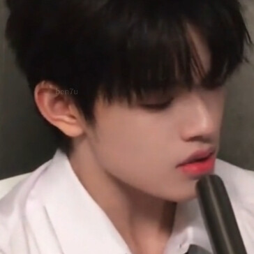 你们谁微信或支付宝有钱？ 我拿新年快乐和你换