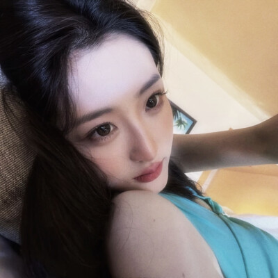 雅雅的图（拿图收藏点赞关注 白嫖滚）