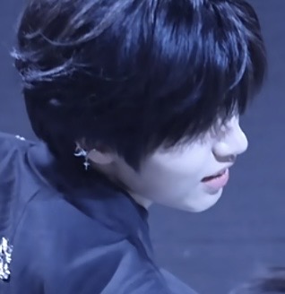 我年少，你缥缈