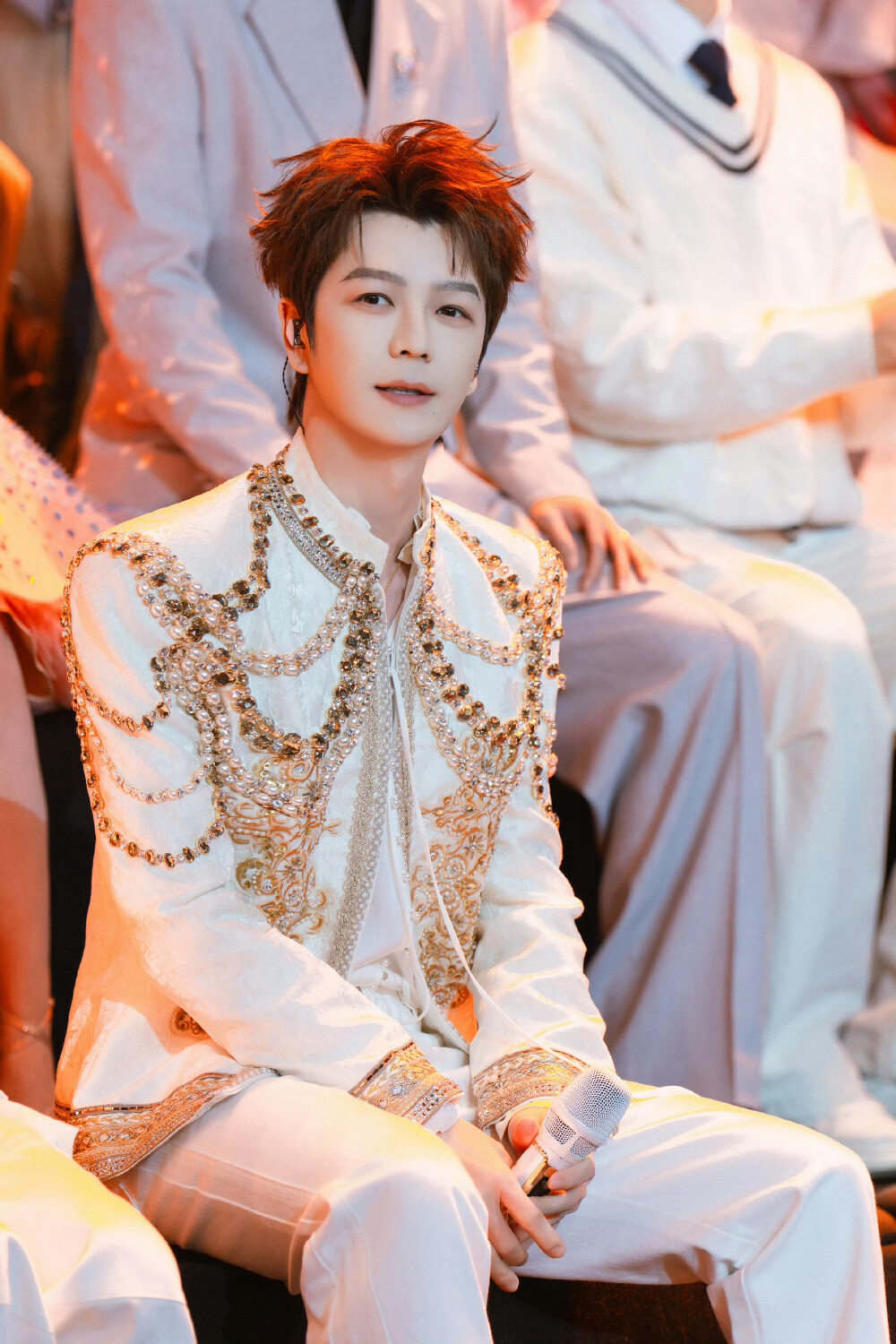 光从东方来260205王栎鑫
