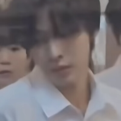 我要被后面那个笑疯了