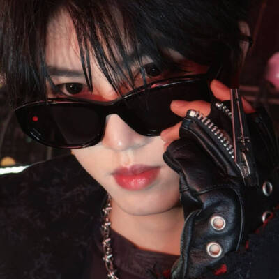 捡到一颗帅气的桂圆