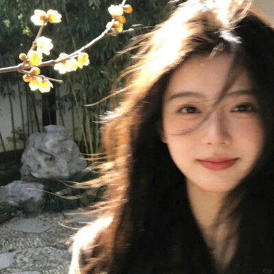 悄悄退场