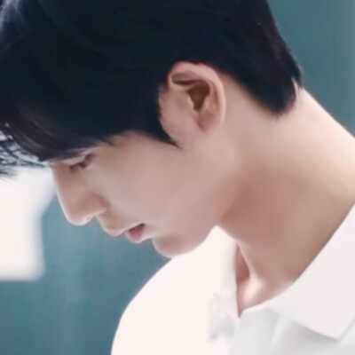 像某种流亡的爱 千里之外