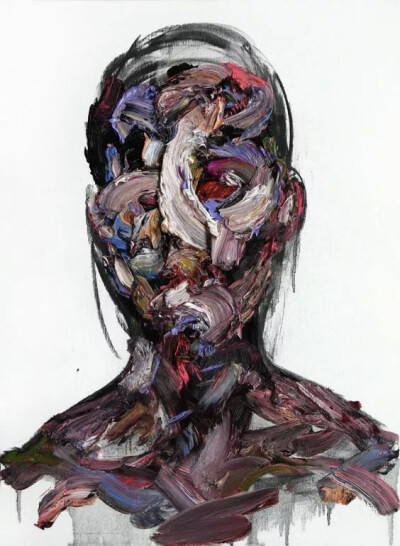 这是一些看着很过瘾的作品，韩国画家kwangho shin的创作。
轮廓廓包裹着色彩，内部层层叠叠的色彩交织在一起，从模糊的面部轮廓和斑斓的面部色彩体现出，艺术家对于人类情感复杂性的表达。
