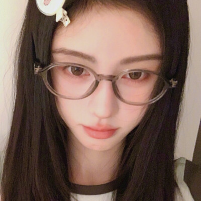 (ˊo̴̶̷̤ ̫ o̴̶̷̤ˋ)