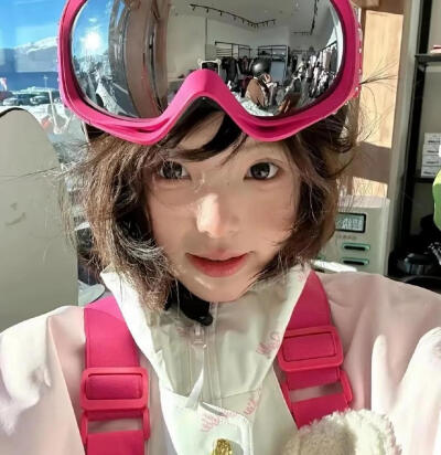 时针走过一个圈 我们又向前