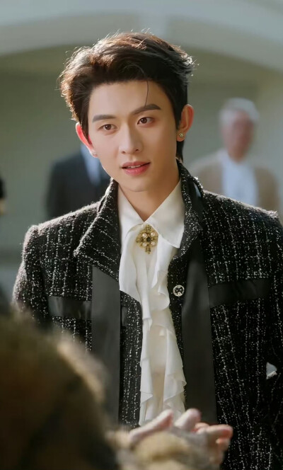 陈添祥/十八岁太奶奶驾到之重整家族荣耀4