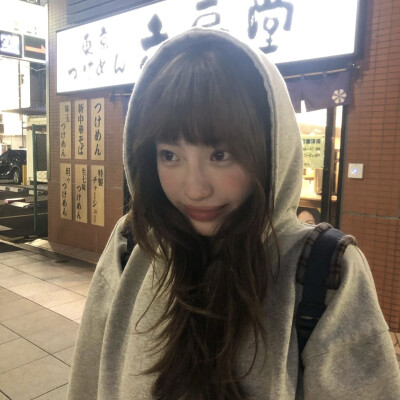 时针走过一个圈 我们又向前