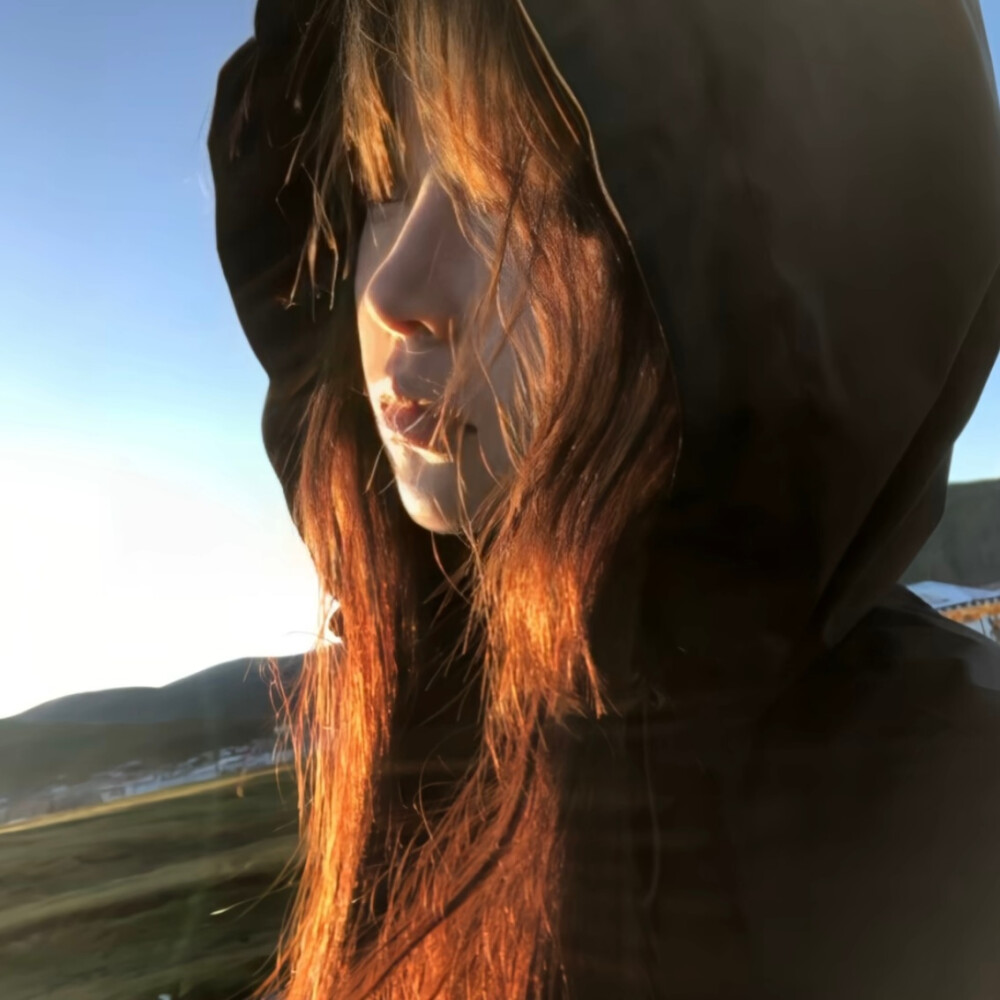 时针走过一个圈 我们又向前