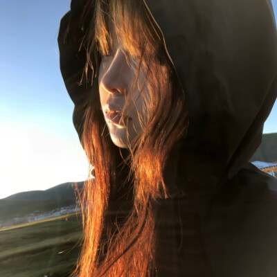 时针走过一个圈 我们又向前