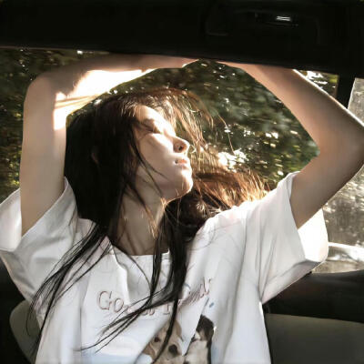 时针走过一个圈 我们又向前