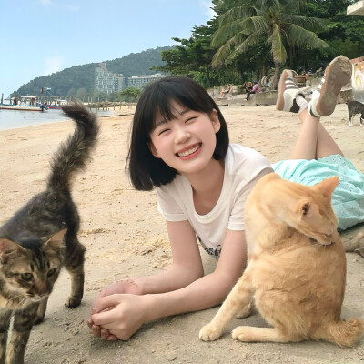 时针走过一个圈 我们又向前