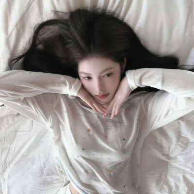 雅雅的图（拿图收藏点赞关注 白嫖滚）