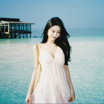 雅雅的图（拿图收藏点赞关注 白嫖滚）