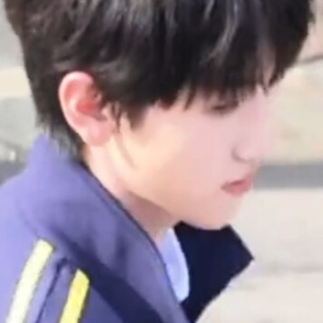 李浩宇同学你很拽啊